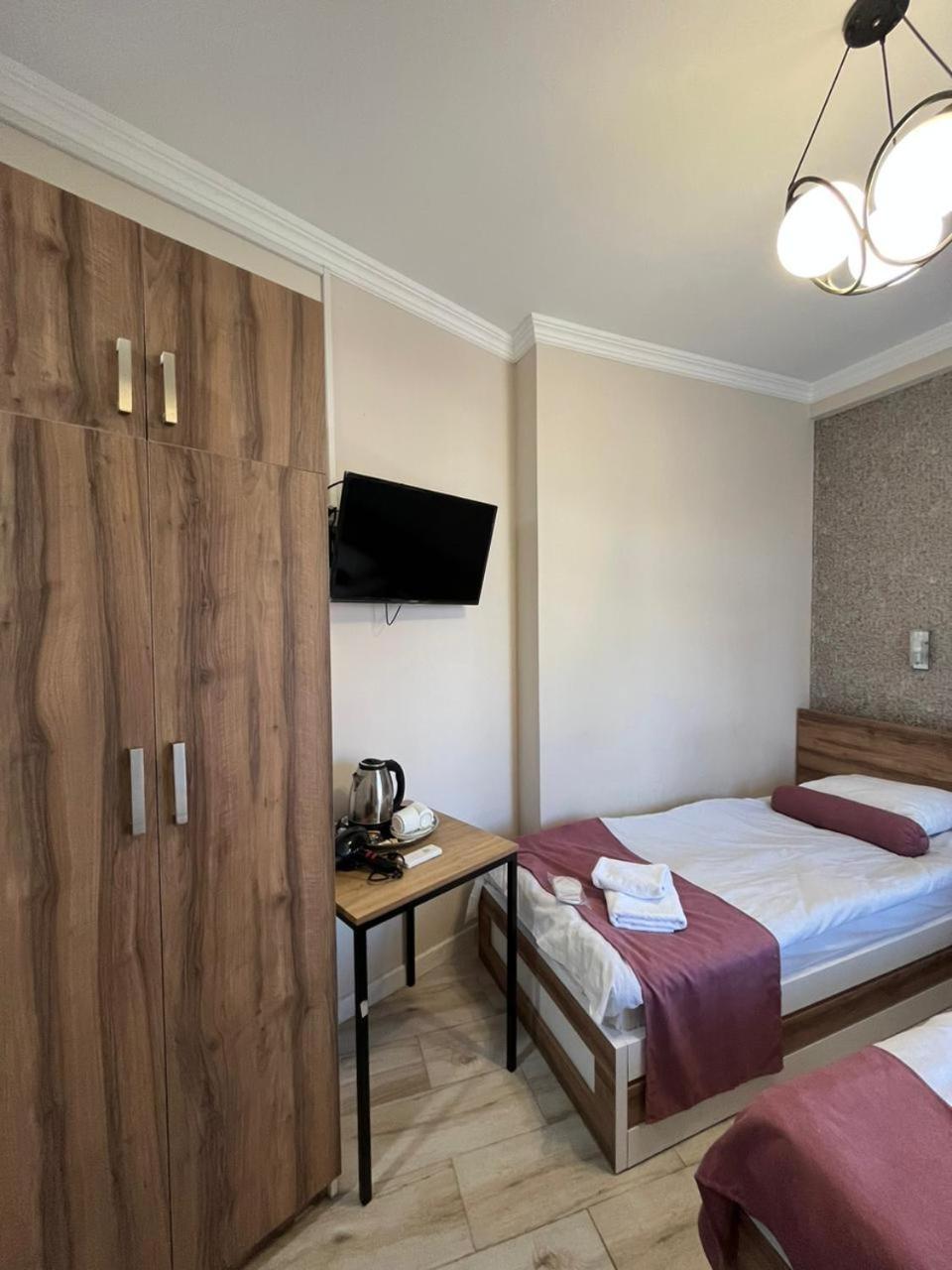 Mahali Hotel Batumi Esterno foto