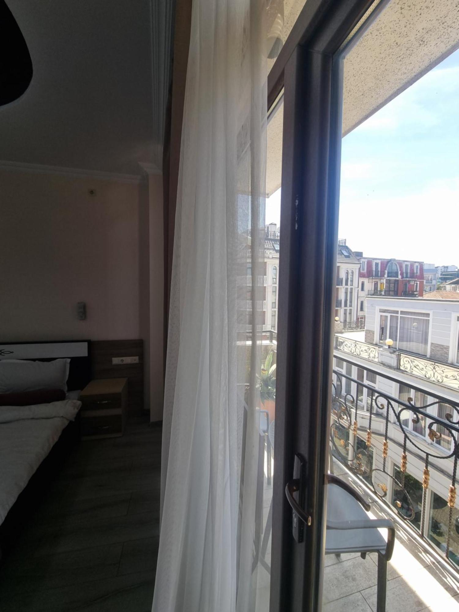 Mahali Hotel Batumi Esterno foto