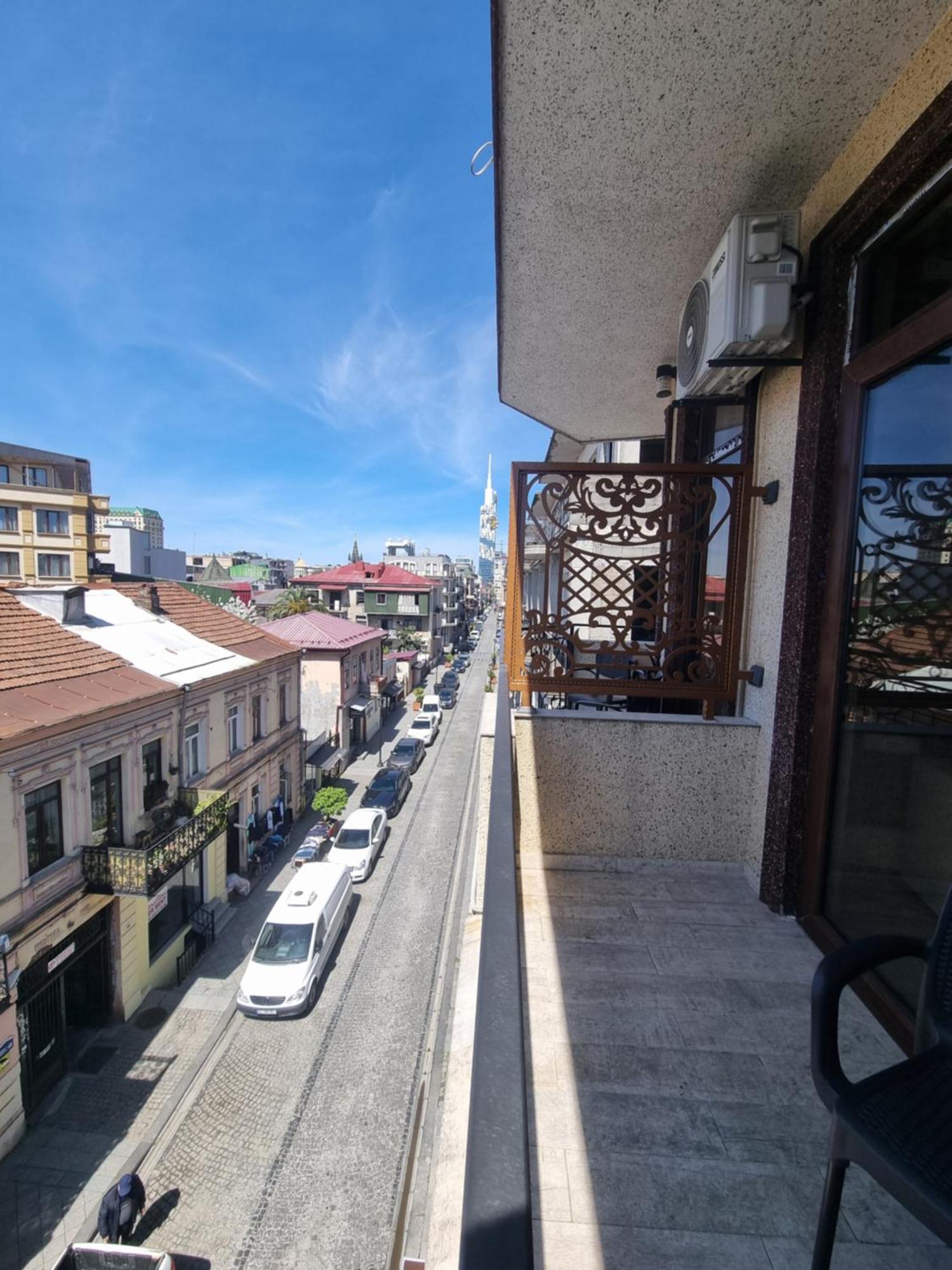 Mahali Hotel Batumi Esterno foto