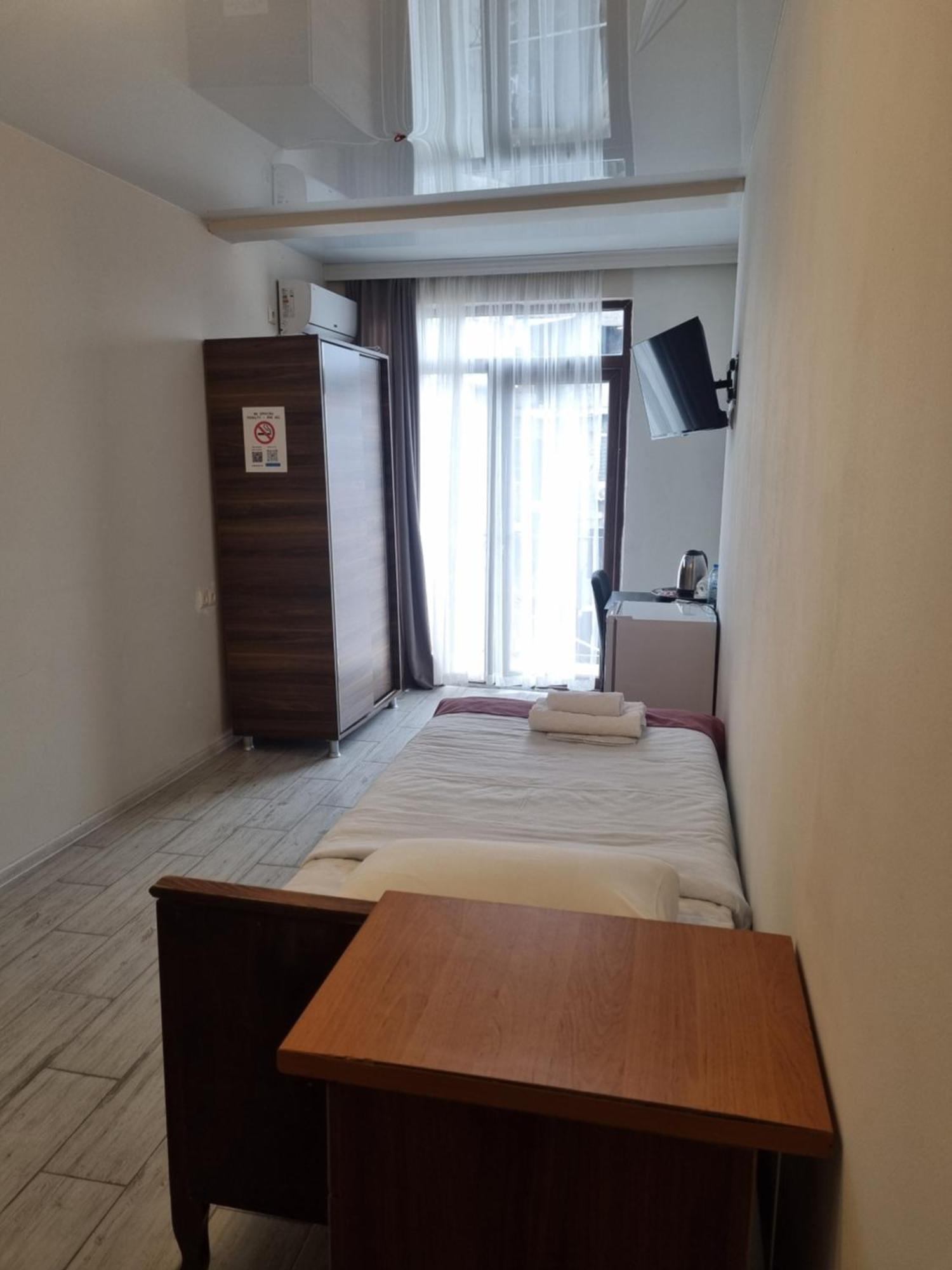 Mahali Hotel Batumi Esterno foto