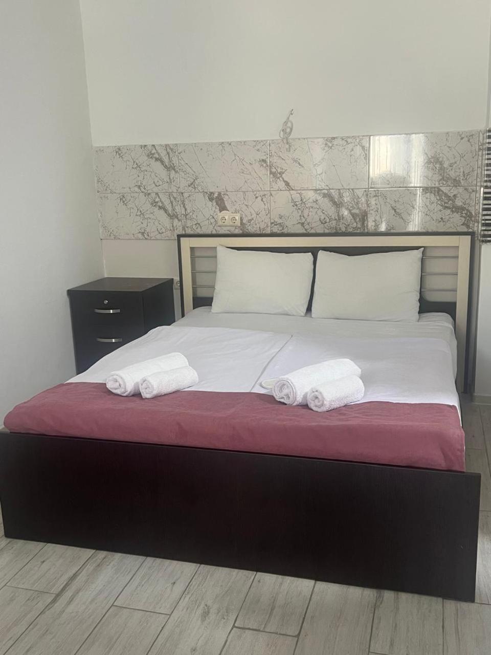 Mahali Hotel Batumi Esterno foto